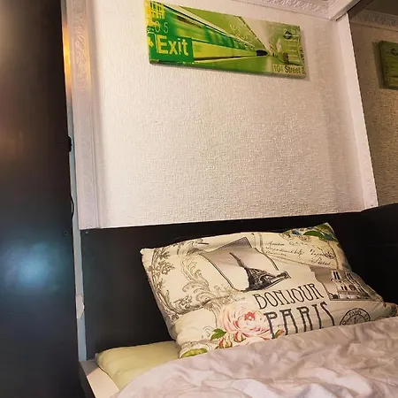 ゲストハウス Room In Guest Room - Mini-Apartement In Zurich *