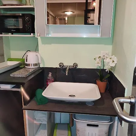 ゲストハウス Room In Guest Room - Mini-Apartement In Zurich *